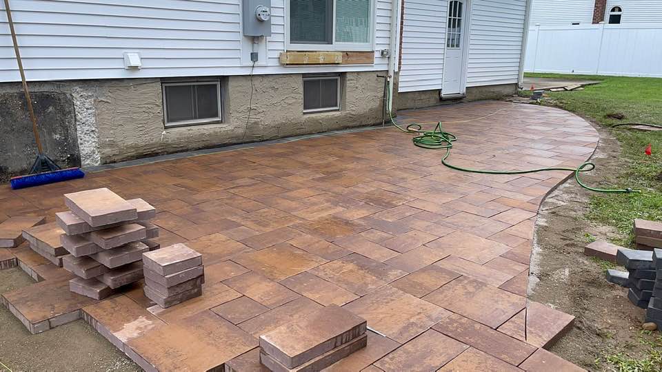 Interlocking paver backyard patio — Smithtown, NY